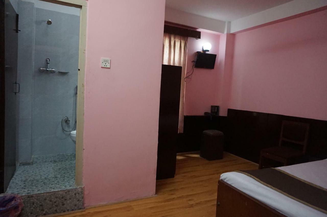 Hotel Impala Garden Κατμαντού Εξωτερικό φωτογραφία