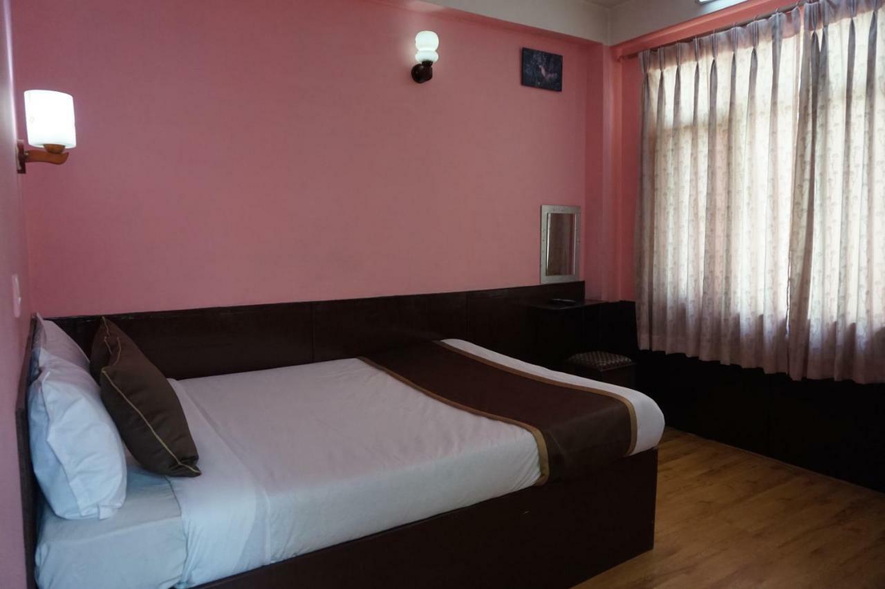 Hotel Impala Garden Κατμαντού Εξωτερικό φωτογραφία